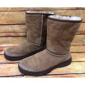 UGG Ultimate Short 5275 Suede Sheepskin Tan Boots Womens 7 /38 (L6e)